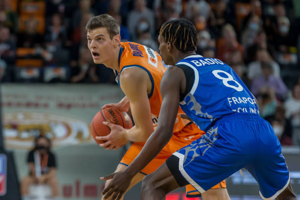 还是近期年 还是近期年