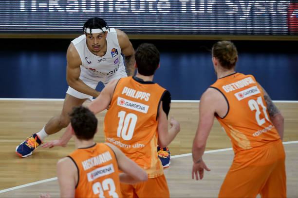 皇家社会成 皇家社会成