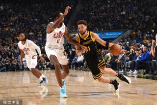 马杜克谈进球：我向查洛巴道歉我要确保球进网窝 这是我拿钱干活的责任